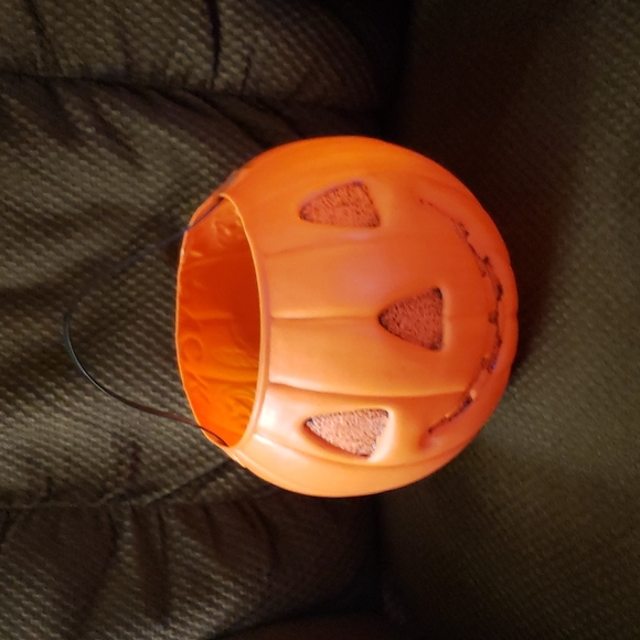 Vintage Plastic Pumpkin Jack O Lantern Halloween Bucket Candy A J Renzi Mass